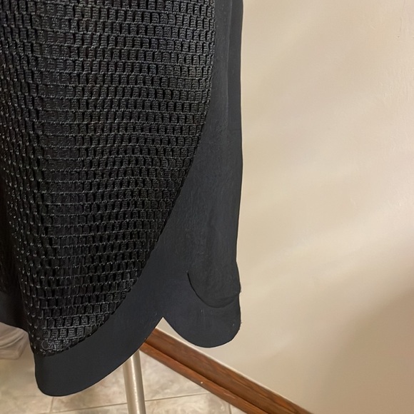 BANANA REPUBLIC dress black DOLPHIN HEM mesh / fishnet overlay size 14P - Picture 7 of 17